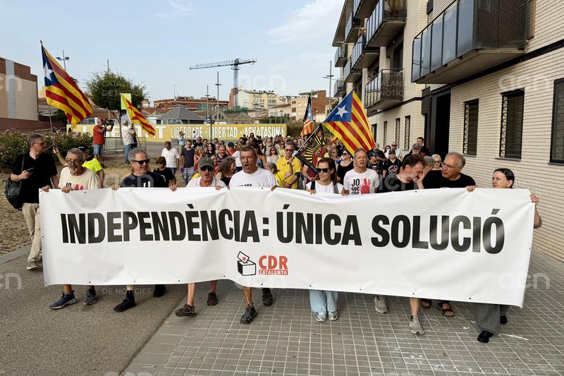 Unes 150 persones es manifesten a Sabadell per reclamar l'aplicació de l’amnistia als CDR