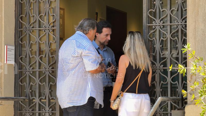 Els comerciants afectats per l’esvoranc de l’L9 respiren amb l’anunci d’ajuts i el retorn esglaonat