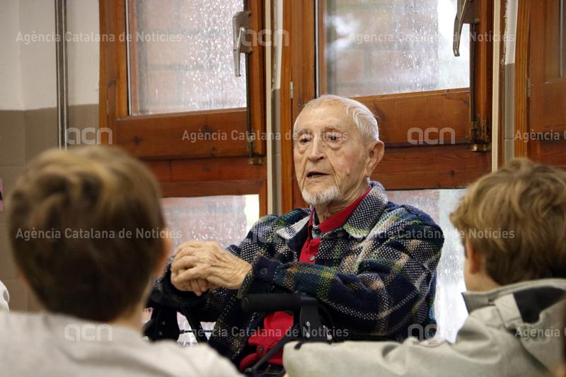 Mor amb 103 anys l'escriptor Josep Vallverdú, el pare del clàssic de la literatura infantil 'Rovelló'