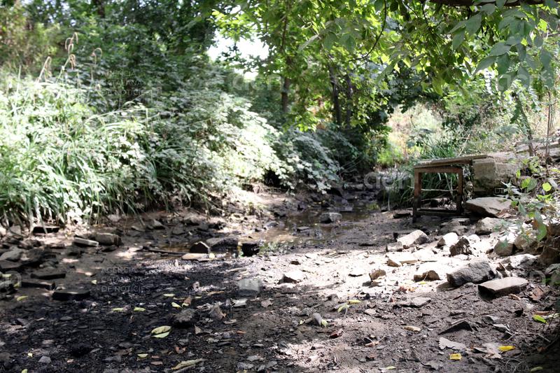 Adif farà una conducció provisional perquè l'aigua torni a circular pel Rec Comtal esquivant l'esvoranc de Montcada