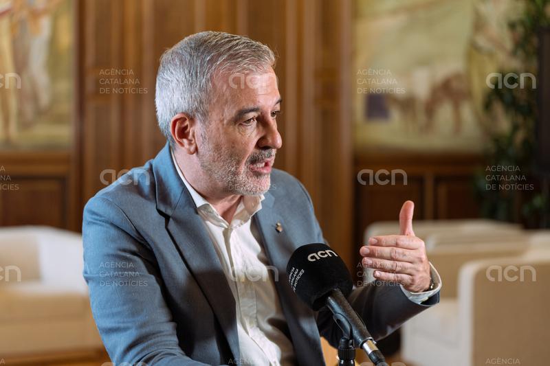 Collboni situa el repte "d'esclafar" l'extrema dreta a les municipals i reivindica el diàleg entre forces progressistes