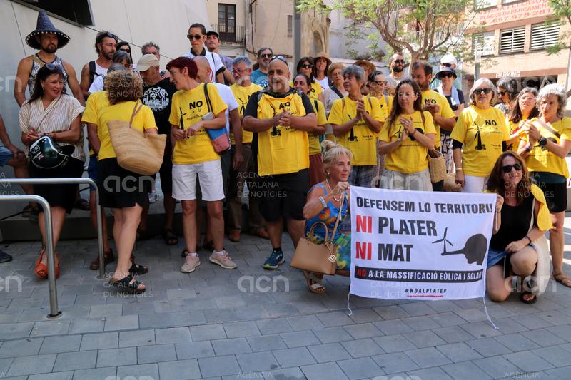 Horta de Sant Joan recull i entrega més de mig miler d'al·legacions al PLATER en una setmana