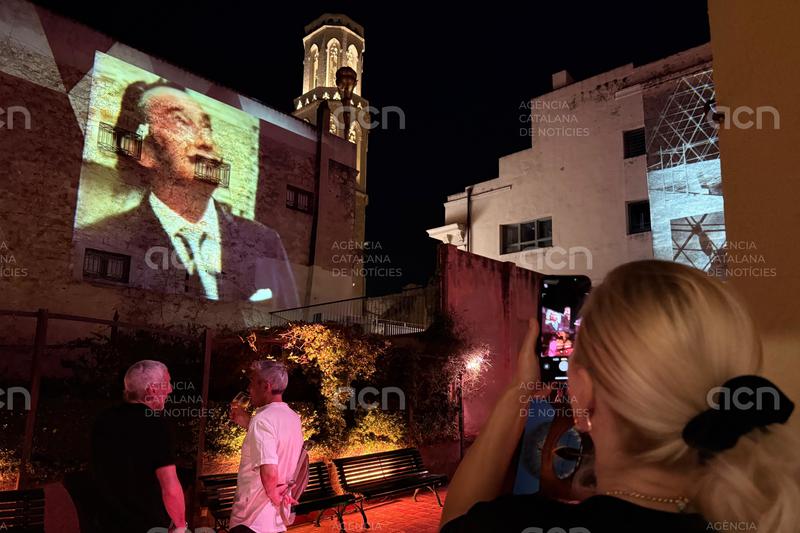 Les nits de Dalí al museu de Figueres apropen la figura de "l'artista i el personatge" als visitants amb un audiovisual