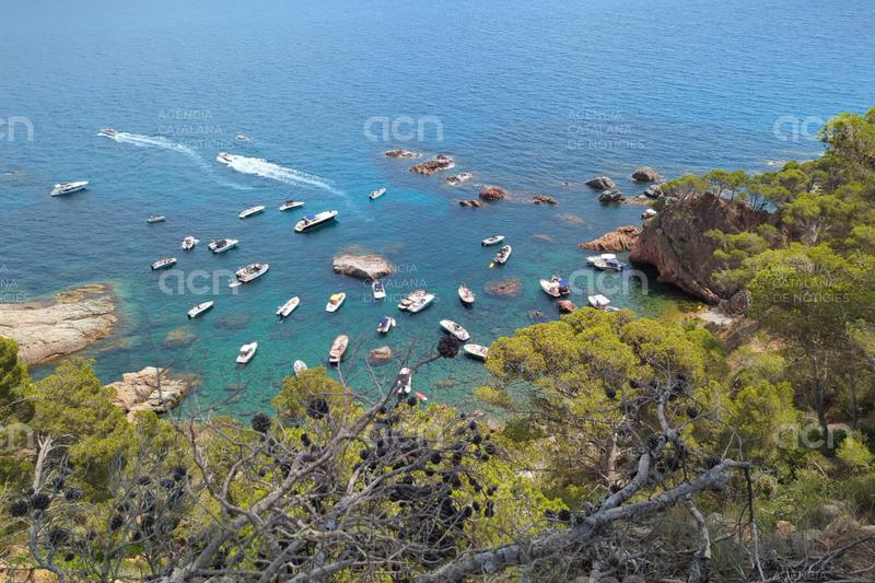 Els Mossos investiguen el sabotatge de boies a Palamós i Mont-ras i sospiten de barques que volien arribar a la costa