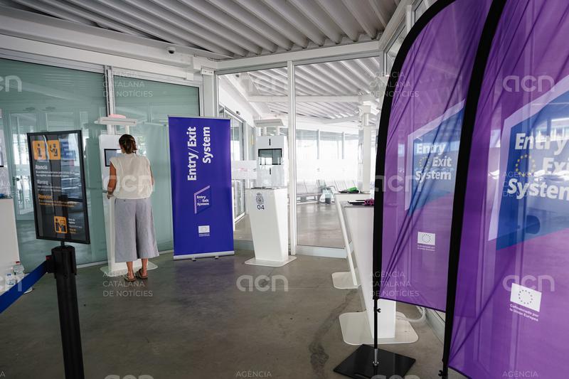 El Port de Tarragona estrena el registre electrònic de passatgers de fora de l'espai Schengen amb un creuer xinès