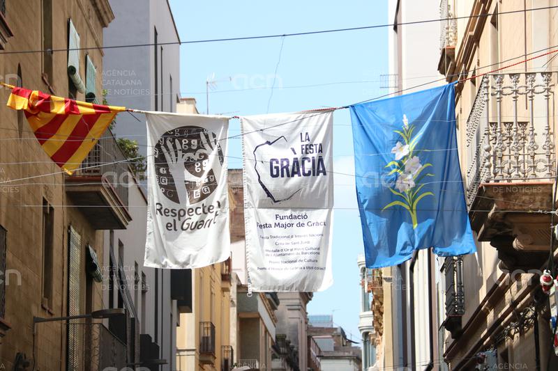 La Festa Major de Gràcia encara la recta final dels preparatius dels guarnits a "contrarellotge": "Necessitem mans"