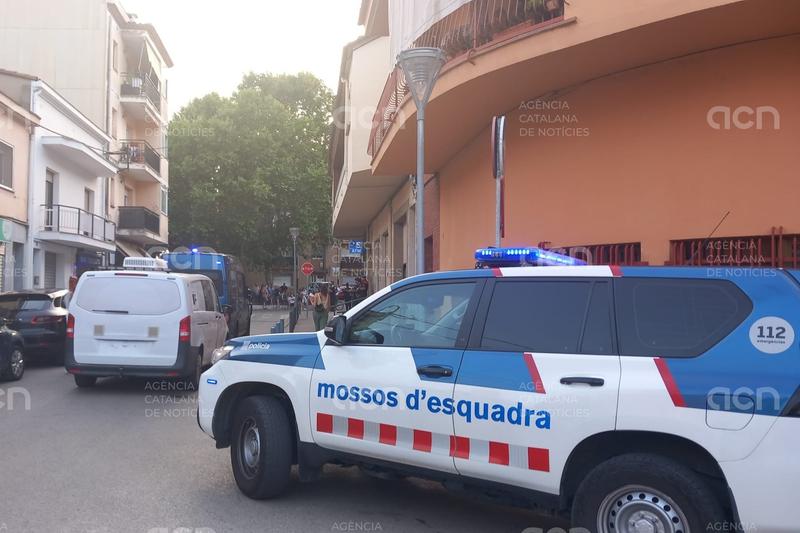 Un operatiu policial conjunt a Girona acaba amb un detingut per tràfic de drogues i dotze identificats