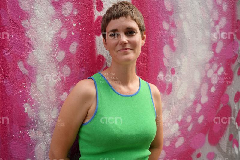 Maria Canelles publica 'Si fos una sibil·la': "Al sector cultural la línia entre oci i feina és molt fina"