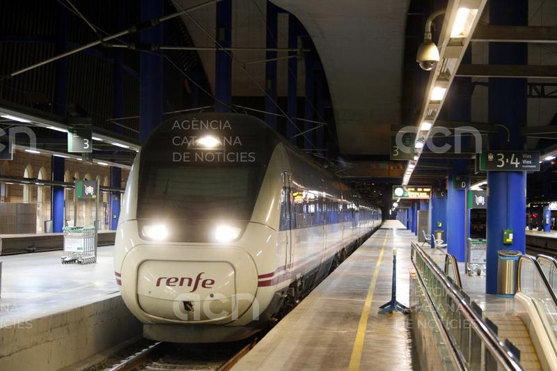Un robatori de cable provoca retards de 15 minuts en l’alta velocitat entre Barcelona i Madrid