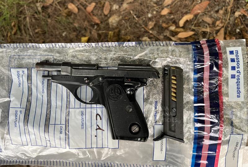 Detenen tres membres d'un grup criminal i desmantellen tres plantacions de marihuana al Montmell i Querol