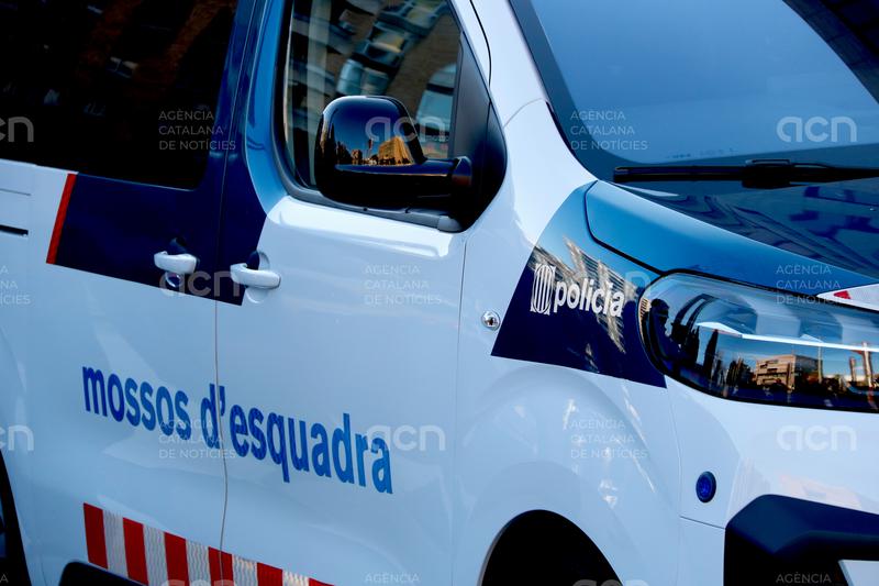 Detingut a l'Escala un home per saltar-se tres vegades en dues setmanes l'ordre d'allunyament de la seva exparella