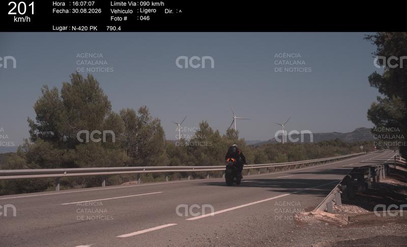 Enxampen un cotxe a 180 per hora i una moto a 201 en un control pel Gran Premi d'Alcanyís a Batea