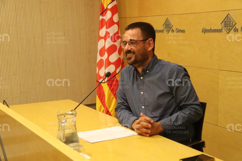 Salellas manté la prioritat de pactar amb Junts el que queda de mandat però avisa que negociarà "amb qui calgui"