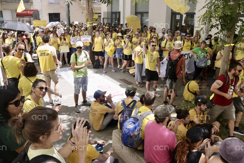 USTEC sosté que la marxa de Trapero “no altera els fets” i manté el litigi per la infiltració en una assemblea docent